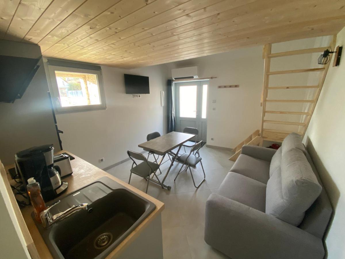 Studio Chez Mongery Landreville Екстериор снимка