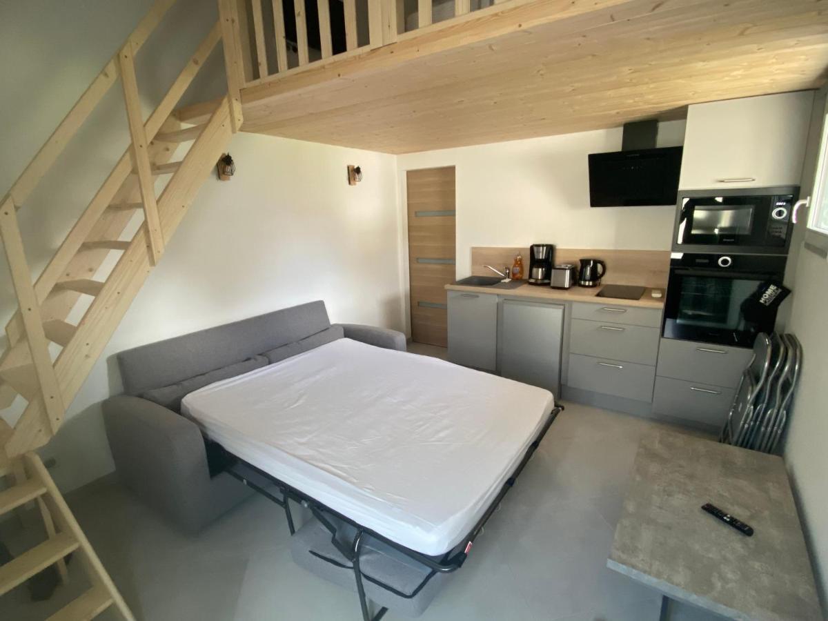 Studio Chez Mongery Landreville Екстериор снимка